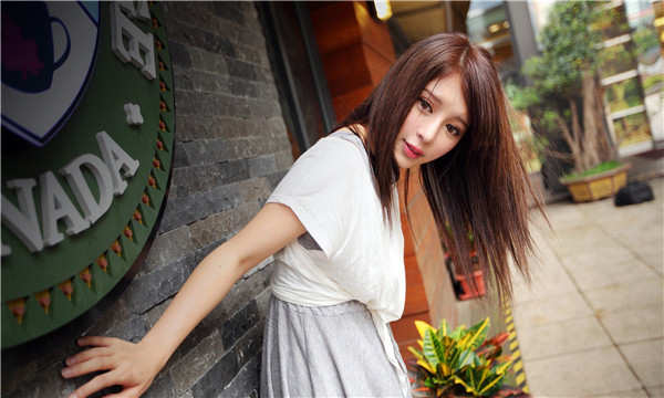 马山想找一个女性生孩子给报酬-｛找个女人生孩子多少钱｝